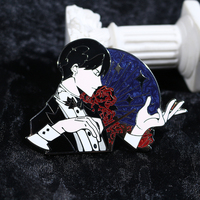 Épinglette en métal plaqué or personnalisée, émail dur transparent à motif perlé tourbillonnant, pour la personnalisation en gros sur le thème de l'anime