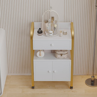 Chariot de rangement de salon de beauté moderne et luxueux en métal à 4 roues pour les outils d'art des ongles, chariot de salon multifonctionnel mobile, utilisation dans le salon