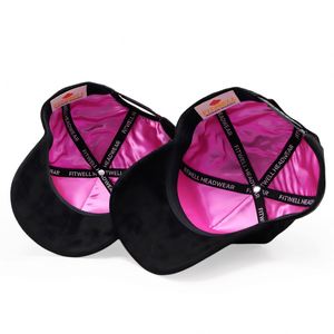 Casquettes de baseball 5 panneaux personnalisées en daim avec strass et doublure en satin, haute qualité - Product Image 1