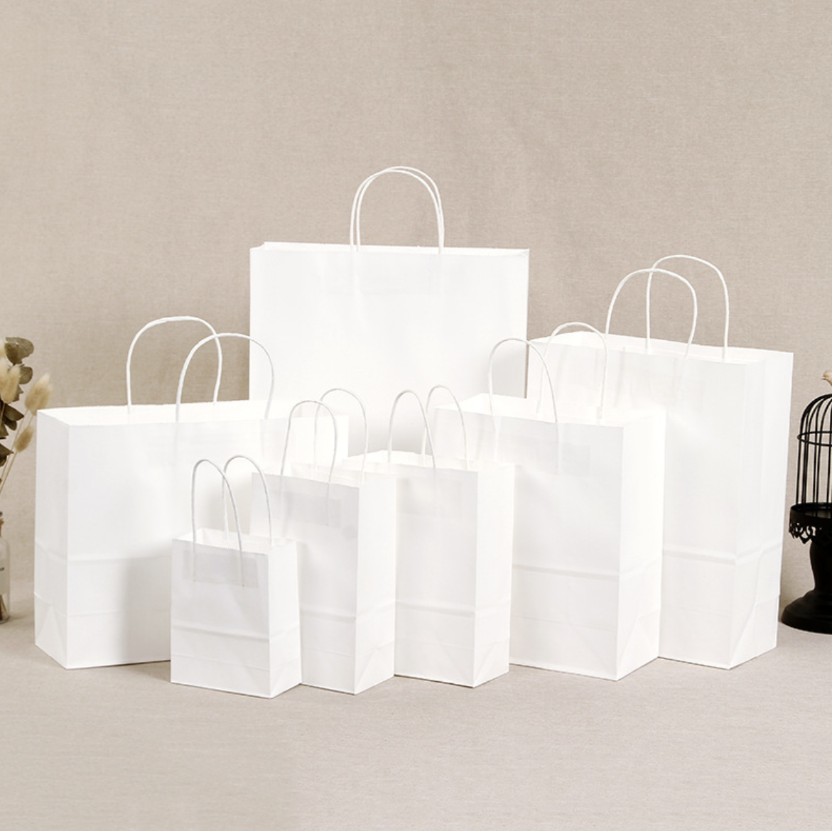 Wholesale Exquisite Screen Printing Customized Recyclable Twist White Blank Kraft Paper Bags Exhibition Supermarket Promotion