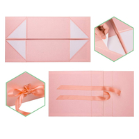 Boîte cadeau magnétique pliable de luxe en carton rigide rose avec impression recyclable, fermeture magnétique et logo