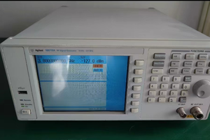 Vendita di apparecchiature usate-sorgente di segnale a radiofrequenza Agilent N9310A - Product Image 6