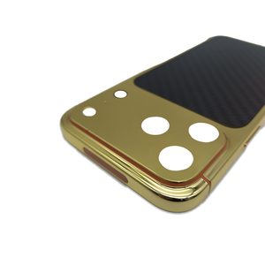 Популярный в Дубае позолоченный роскошный корпус для <span class=keywords><strong>iPhone</strong></span> с золотой рамкой и опциональным карбоновым покрытием - Product Image 4