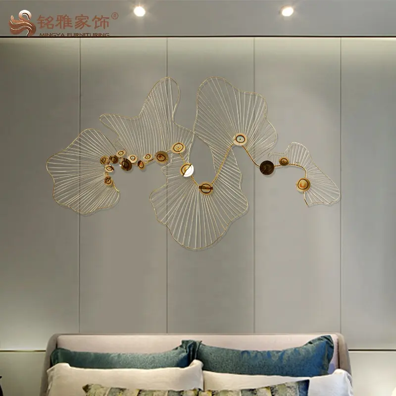 Décoration d'intérieur en métal doré au design de luxe, art moderne, artisanat, décoration murale