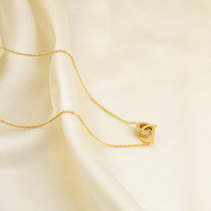 สร้อยคอแฟชั่นชุบทอง 18K โลหะผสมสังกะสี จี้รูปตัวยู สร้อยคอคล้องไหปลาร้า ของขวัญเครื่องประดับ - Product Image 4