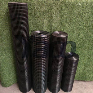 Malla de Alambre Soldada Recubierta de Vinilo Negro, Tamaño 1 Pulgada, Rollos de 2 pies x 100 pies - Product Image 1