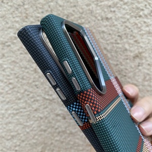 เคสโทรศัพท์มือถือลายคาร์บอนไฟเบอร์พร้อมกรอบกล้องโลหะสำหรับ Samsung S24 S23 S25 ultra ฝาหลังแม่เหล็กในตัว - Product Image 2