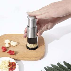 Wholesale Hot Selling Multi Function Vegetable Cutter High Quality <b>Garlic</b> <b>Crusher</b> Stainless Steel Hand-Pressed <b>Garlic</b> Press - Product Image 6