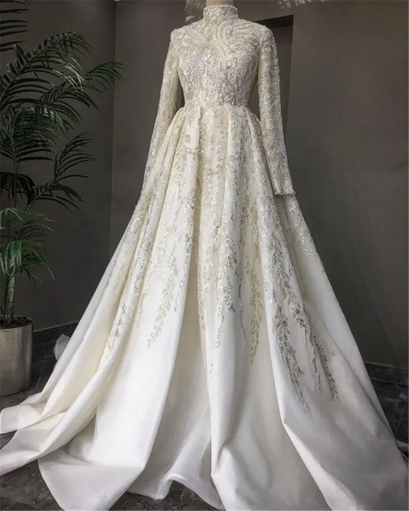High-end High Neck Long Sleeve Dubai Arabic Bridal Gown Beading Muslim Wedding Dress