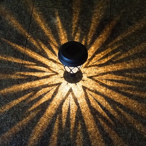 <span class=keywords><strong>Luci</strong></span> <span class=keywords><strong>Solari</strong></span> a <span class=keywords><strong>LED</strong></span> da Esterno <span class=keywords><strong>per</strong></span> Giardino IP65 Impermeabili Lampada Notturna da Terra con Pannello Solare DC Illuminazione Decorativa <span class=keywords><strong>per</strong></span> Cortile - Product Image 4