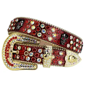 Moda Cowgirl Ladies Plus Size cinture con strass Bling fibbia Designer Skull Belt uomo cintura con borchie Multi diamante occidentale rosso