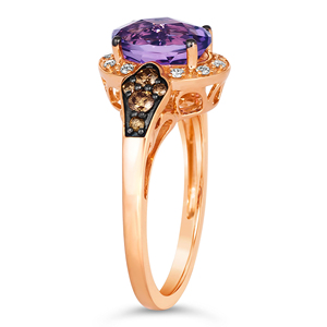 Anillo SGARIT de 0.35 quilates con diamantes blancos y chocolate, banda de oro rosa de 14k para mujer, con gema de zafiro púrpura ovalada de 1.75 quilates. - Product Image 2