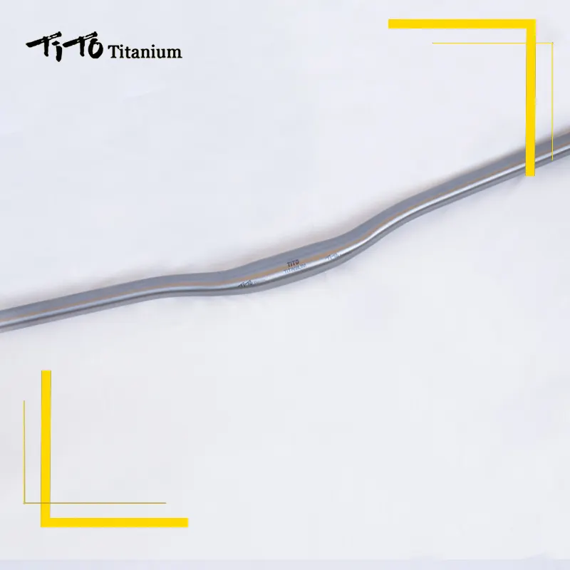 Manubrio MTB in titanio a forma di rondine con attacco manubrio in titanio a forma di rondine