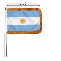 Drapeau de bureau Argentine directement de l'usine avec base métallique, idéal pour la décoration de réunions, événements et événements commémoratifs, personnalisable avec franges, production en série pour présentation