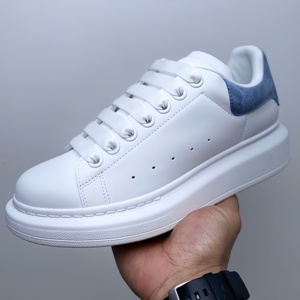 Chaussures blanches de marque à la mode en gros, luxueuses et haut de gamme, chaussures de marche à semelles épaisses, semelles extérieures en cuir véritable et en caoutchouc - Product Image 1