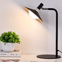 Lampe de bureau LED de style nordique avec lumière chaude, commande tactile, design réglable - Finition métallique pour chambre et bureau