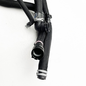 Manguera de Agua Refrigerante 68430009AE al por Mayor para Dodge Ram 1500 Pickup 2022-2024 6.2L 68430009 - Product Image 4