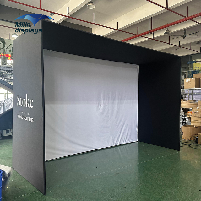 Golf Simulator With Golf Simulator Screen Interactive Projection Rectangular Enclosure Booth for Indoor AR Golf Game