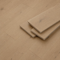 Parquet en chêne blanc européen, épaisseur 14 mm, surface brossée, longueur aléatoire, style moderne, salon, villa