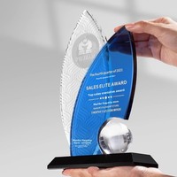 Nouveau trophée en cristal créatif avec lettrage personnalisé gravé, médaille pour employé d'excellence, cadeau d'affaires haut de gamme et élégant