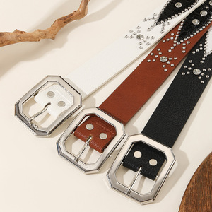 Cinturón de Cuero PU Personalizado con Tachuelas de Diamantes de Imitación y Hebilla Plateada, Estilo Casual, Fabricación OEM/ODM - Product Image 2