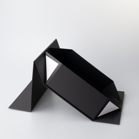 Scatola di immagazzinaggio pieghevole d'imballaggio magnetica del bollettino del regalo di carta nera del cartone di lusso Premium su ordinazione all'ingrosso per i vestiti delle scarpe