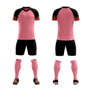 Maillots de football imprimés personnalisés à haute élasticité, respirants, à manches courtes, confortables pour l'été, adaptés aux longues séances d'exercice sportif - Product Image 4