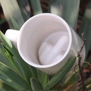 Engraçado meio dedo copos e canecas cerâmicas para café chá leite até o seu café caneca - Product Image 4