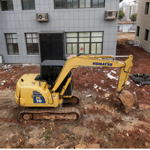 Excavadora de cadenas Komatsu PC70, PC60 usada, en estado original, pocas horas de trabajo, rentable, con abundantes repuestos. - Product Image 3