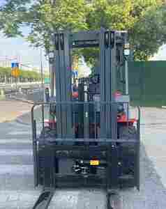 Nuevo Montacargas Diésel HELI CPCD50 de 300 kg |   Palanca de Cambios Lado Conductor, Neumáticos Sólidos, Como Nuevo, Certificado SASO CE, 1 Año de Garantía - Product Image 4