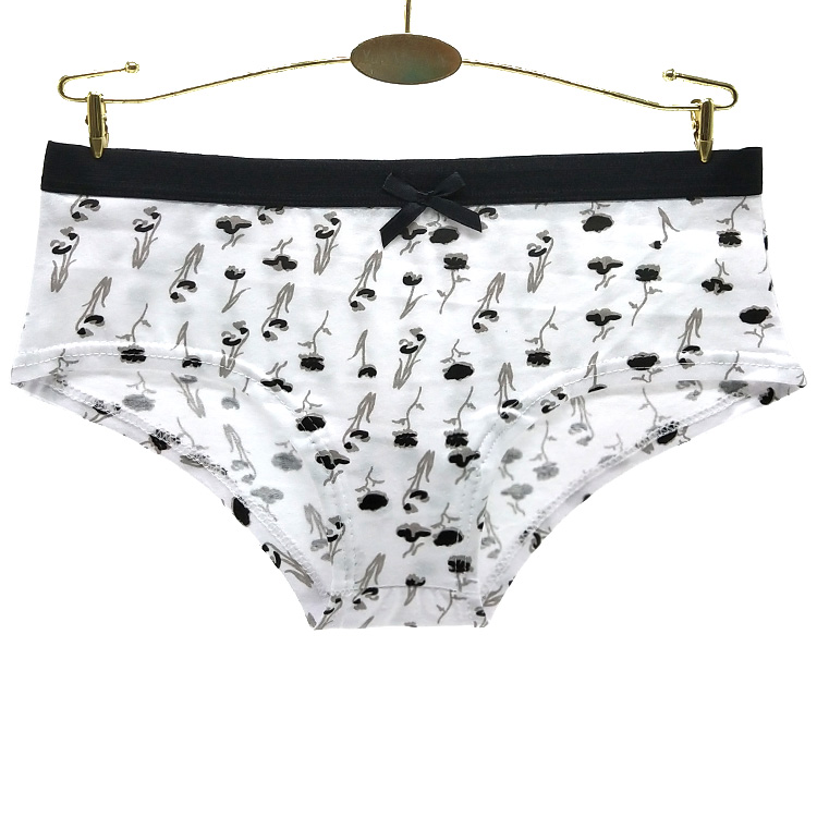 Balaxna va Nijniy Novgoroddagi fohishalar Sperma bilan qoplangan oyoqlarning fotosuratlari