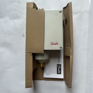โมดูลรีเลย์หรือสวิตช์ PLC ใหม่และของแท้ รุ่น 017-521566 RT121 - Product Image 4