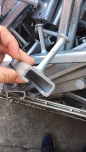 Fábrica de China Galvanizado en caliente <span class=keywords><strong>C</strong></span> Beam Acero U Canal de acero estructural <span class=keywords><strong>C</strong></span> Canal/<span class=keywords><strong>C</strong></span> Perfil Precio - Product Image 5