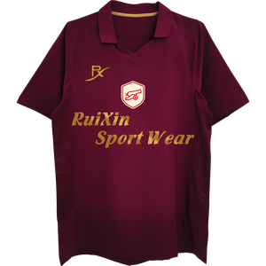 เสื้อฟุตบอลสไตล์คลาสสิก เสื้อฟุตบอลย้อนยุคพร้อมโลโก้ เสื้อฟุตบอลที่ขายดีในยุโรป - Product Image 1