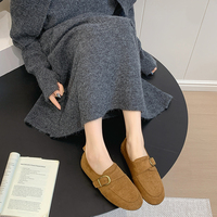 Mocassins en daim pour femmes avec boucle métallique, chaussures plates à enfiler, semelle souple rétro, décontractées pour la marche quotidienne