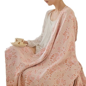 Europe et Amérique Multifonctionnel 100% <span class=keywords><strong>Coton</strong></span> serviette couette Motif imprimé Bureau maison été cool <span class=keywords><strong>gaze</strong></span> couettes drap <span class=keywords><strong>de</strong></span> lit couverture - Product Image 6