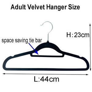Boutique en ligne Offre Spéciale Lot de 50 cintres en velours noir antidérapants pour le linge Cintres floqués noirs - Product Image 2