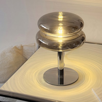 Lámpara de Mesa LED Moderna con Pantalla de Bola Cromada, Diseño Eléctrico Minimalista, Ecológica, Regulable, para Lectura en el Dormitorio