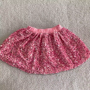 Falda Tutú Roja con Lentejuelas por Encima de la Rodilla, Cintura Elástica, Transpirable y Ecológica para Niñas Pequeñas, Venta al Por Mayor - Product Image 6