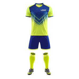 ODM OEM Camisetas de fútbol personalizadas Camiseta de fútbol transpirable con impresión por sublimación Ropa de equipo Premium Uniformes de fútbol profesionales - Product Image 1