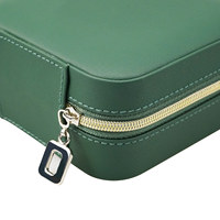 Boîte personnalisée de luxe de voyage vert clair mini petite bague à bijoux en cuir PU avec fermeture éclair organisateur de rangement boîtes d'emballage de cadeaux