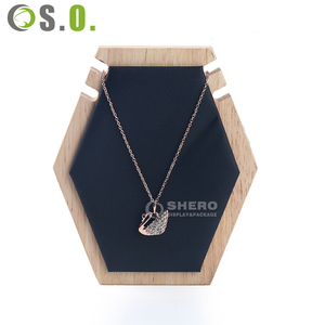 แท่นโชว์สร้อยคอไม้เนื้อแข็งสุดหรู อุปกรณ์จัดแสดงเครื่องประดับระดับพรีเมียม สำหรับร้านขายเครื่องประดับไฮเอนด์ ขายส่งจากโรงงาน - Product Image 2