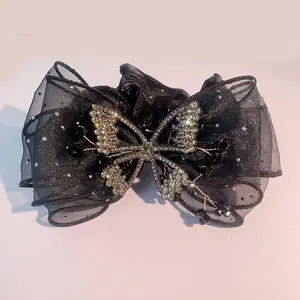 Großhandel Strassbogen Seide Scrunchie Haarbinden klassische elastische Haarbänder Luxus Bling Schmetterlingshaarzubehör Damen