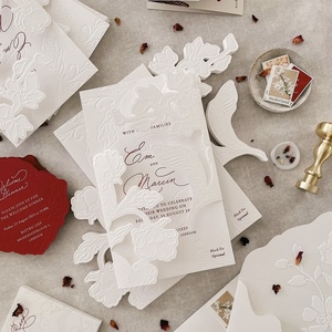 Ensemble de cartes de vœux et d'invitations de mariage en papier d'art de luxe avec impression Vanille, impression typographique, ruban de velours, sceau de cire et tampon doré en relief - Product Image 2