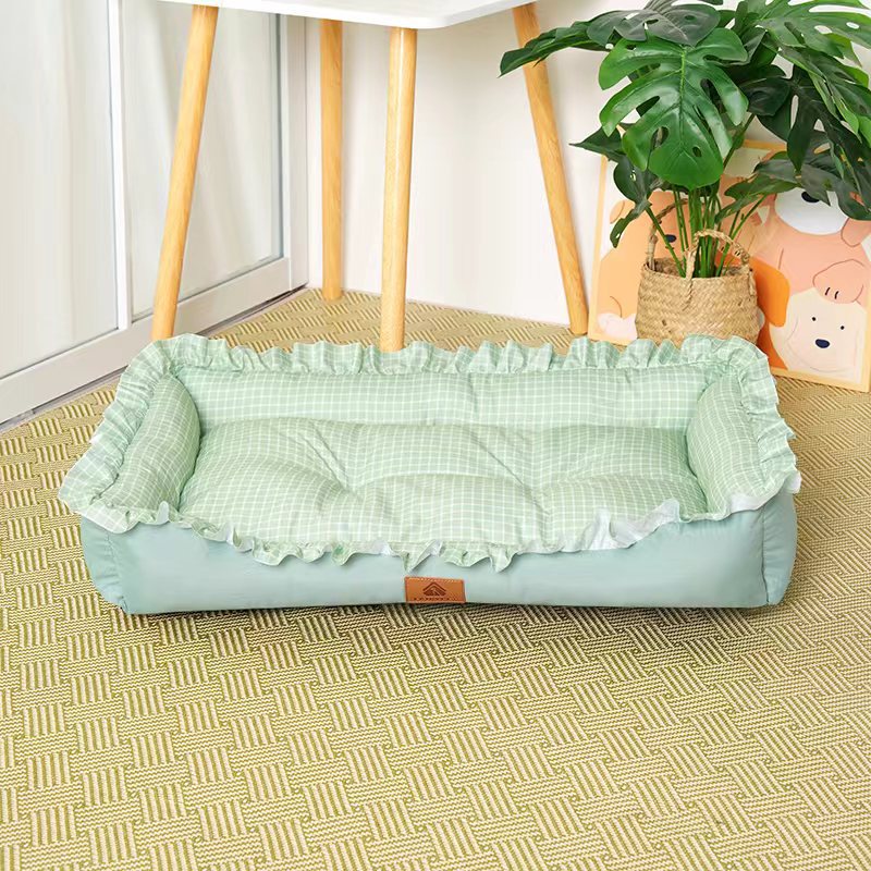 Green wood ear edge square fossa