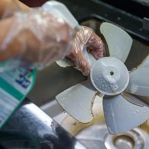 Guanti monouso <span class=keywords><strong>in</strong></span> PE spesso per uso alimentare, 100 pezzi, per cucina, ristorante, uso domestico - Product Image 2