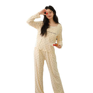 Pyjama long à pois français pour femme, décontracté et confortable pour l'automne, avec soutien-gorge intégré, peut être porté à l'extérieur - Product Image 2