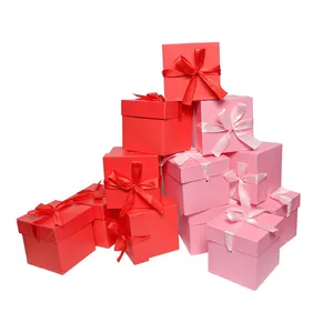 誕生日の休日クリスマス結婚記念日赤ピンクのジュエリージュエリーリングイヤリング蓋付きパッケージ小さなギフトボックス