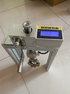 Testeur numérique de résistance des liaisons en fibre de carbone BTU-10S 0-10KN, testeur d'adhérence par arrachement pour la réparation du béton - Conforme à la norme ASTM D7565 - Product Image 4