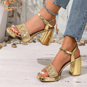 Sandalias de mujer de alta gama, cómodas y versátiles, con un diseño único y un estilo exquisito. Sandalias elegantes y exclusivas para mujer. - Product Image 2